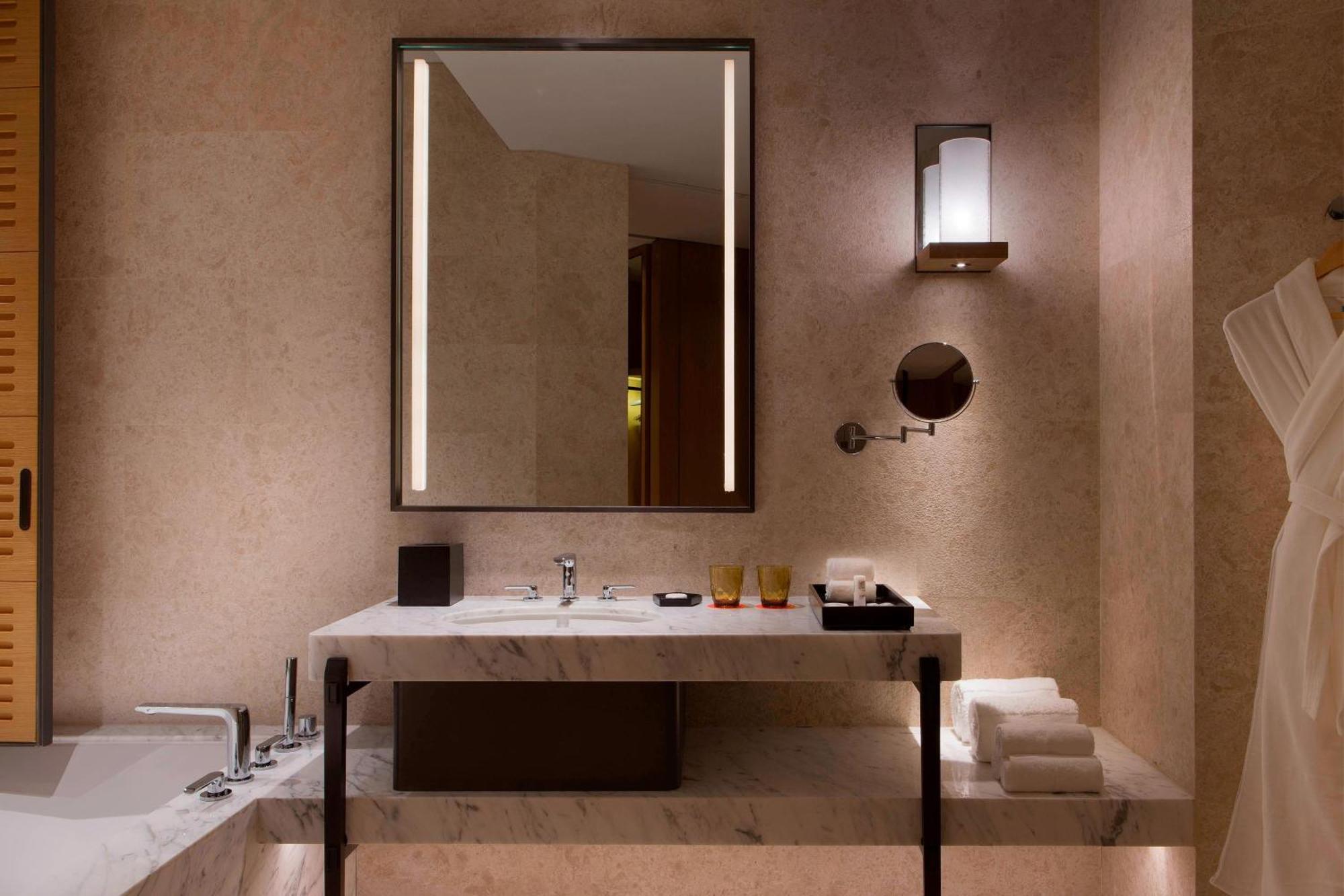 Le Meridien Xiaojing Bay Huizhou  Buitenkant foto